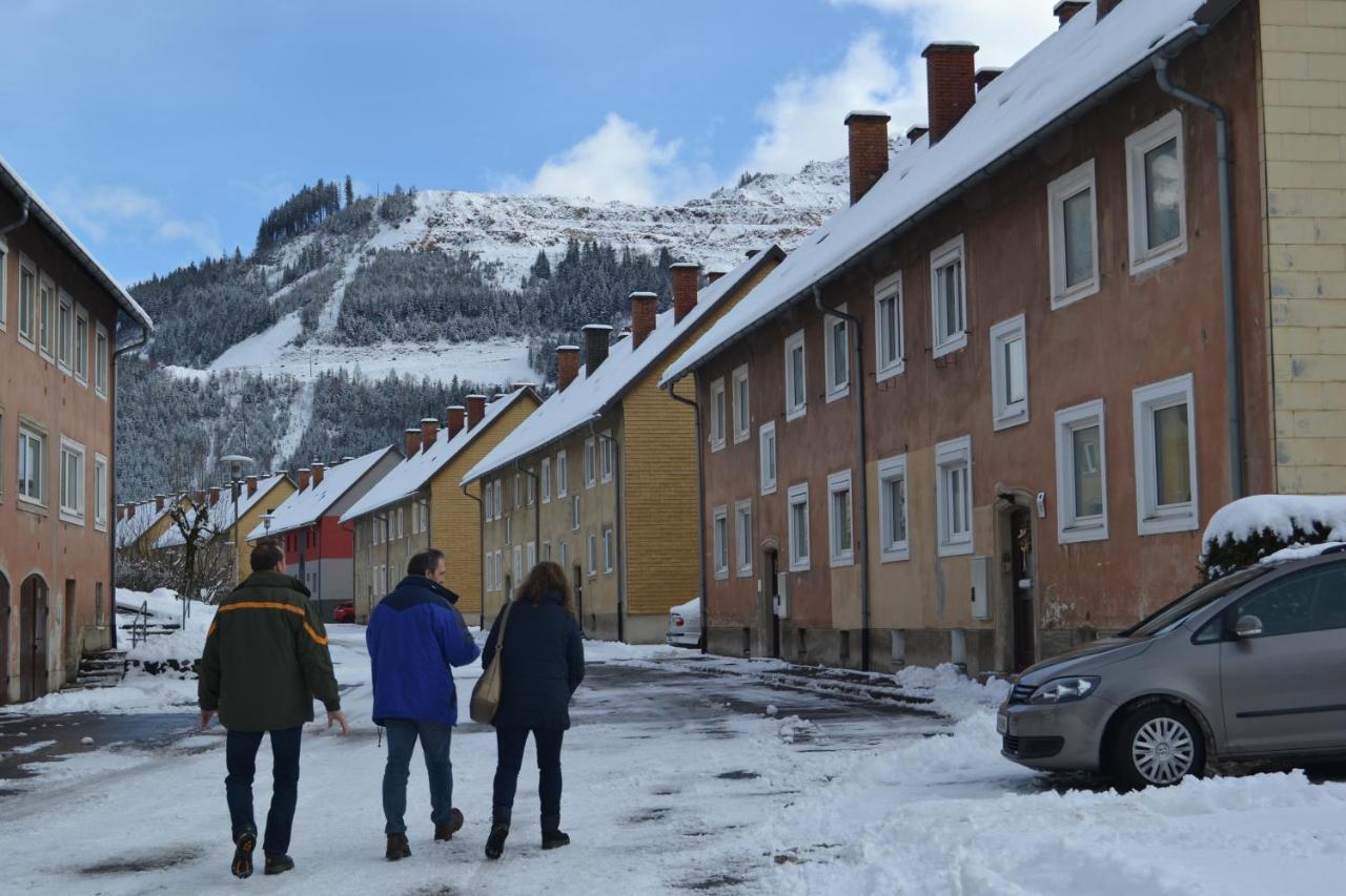 Eisenerz Stefan Apartment / Ferien Wohnung Esterno foto